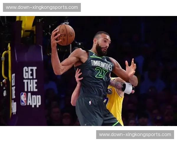 森林狼内线优势击溃黄蜂 戈贝尔揽下20篮板统治禁区